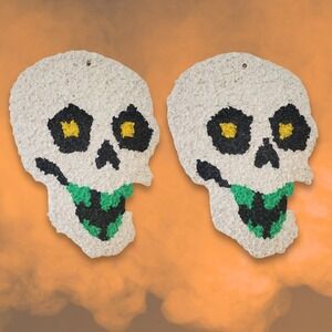 VTG Melted Plastic‎ Popcorn White Skull 16" Halloween Wall Decor Pair Lot